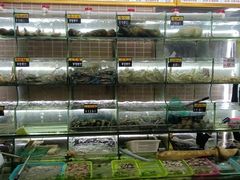 -覃记海鲜美食餐厅