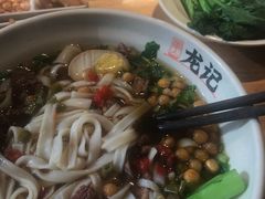 -湘人龙记老长沙米粉(华普国际大厦店)