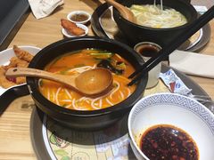 -妈妈故事米线(市府恒隆店)