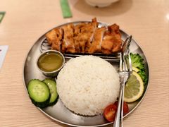 -佰搭果·广式茶餐厅(西华路店)