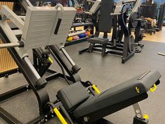 -Z&B Fitness Studio·Gym(前滩L+PLAZA店)