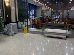 -郑庄脂渣海鲜楼(九水路店)