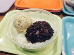榴莲白雪黑糯米-满记甜品(岭南新天地店)