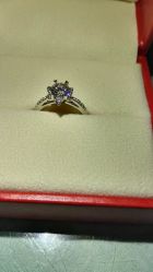 -威德钻石-克拉钻大本营(南京东路店)