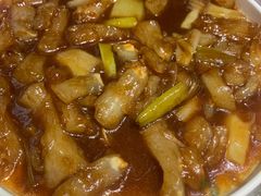 葱烧蹄筋-闫府私房菜·百年鲁菜(恒隆店)
