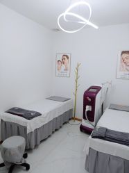 -瓷肌博士·祛痘科技美肤