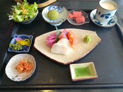 -北京花见餐饮管理有限公司