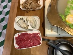 -天成·潮州牛肉脆肉鱼生蚝自助火锅