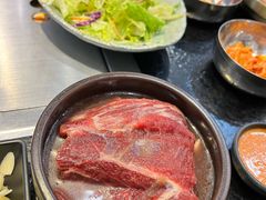 -臻牛烤肉