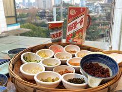 -包整·丝娃娃(一览甲秀楼风景店)