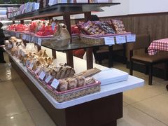 -红宝石·鲜奶小方·海派西点房(浦三店)