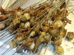 -清真磊磊烧烤老店(饮虎池街34号店)