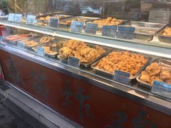 面包甜点陈列柜-春苗炸鸡