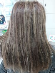 -镁连社·美联社