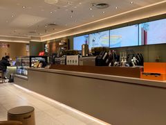 -星巴克臻选(上海中环广场2F店)