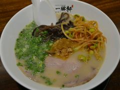 -一豚轩·烧鸟·豚骨拉面(五四路店)