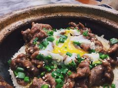 窝蛋牛肉煲仔饭-红星光发煲仔饭(大石街店)