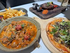-芳草地西式融合餐厅(回龙窝店)