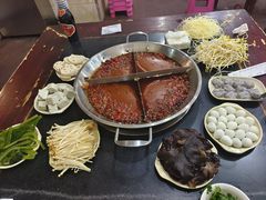 -储奇门鳝鱼火锅(总店)