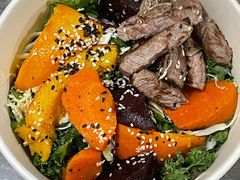 煎牛肉烤时蔬色拉-BAKER&SPICE(安福路店)