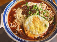 招牌传统麻辣面-聚合鑫东北熏酱熟食麻辣面(长阳店)