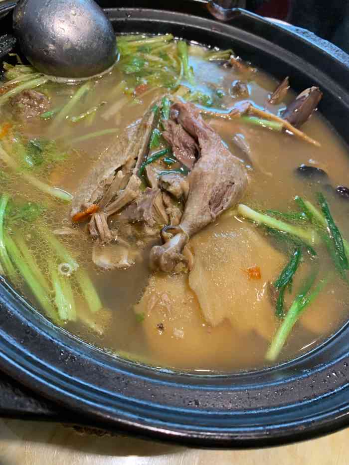 陈江波老鸭煲(城中路店)