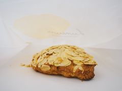 杏仁羊角-Luneurs(幸福里店)