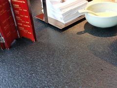 -蝴蝶里·粤菜·点心(龙湖天街&滨江店)