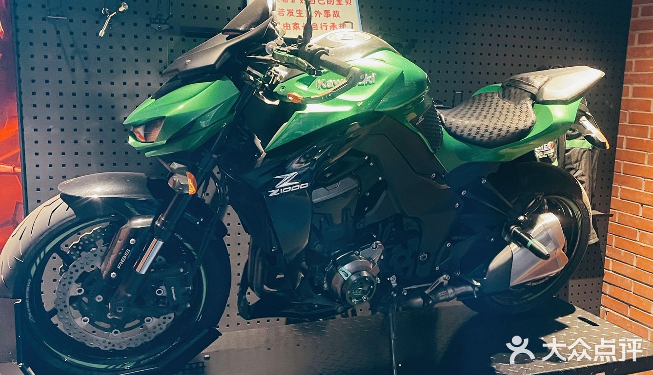 安吉必吃土家菜，没想到去了一家网红打卡店，还是多元化风格