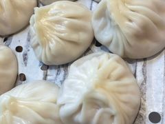 -馋三尺蟹粉小笼(人民广场店)