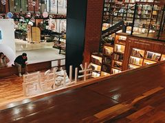 -半山书局(新世纪商城店)