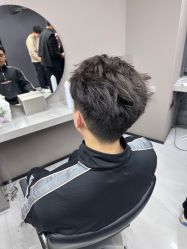 -宫铭烫发染发接发店