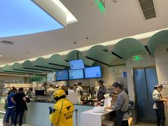 -奈雪的茶(亨特国际广场店)