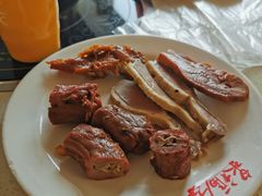 -泉福居酱骨头自助广场(南大街商业步行街店)