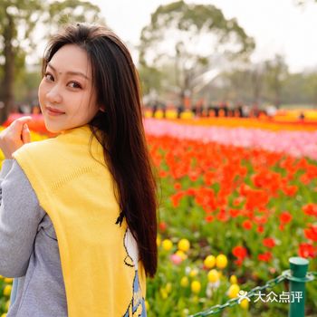 又到了春色满园的季节百花齐放真叫做你方唱罢我登场