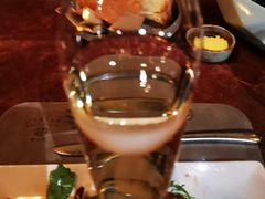 -斯普汇生蚝牛排馆(中骏世界城店)