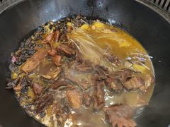 -70後铁锅炖(坡博总店)