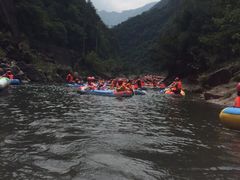 -安吉龙王山峡谷漂流