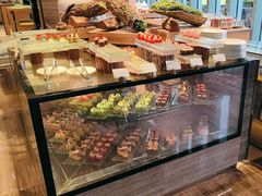 -两咖啡自助餐厅(静安香格里拉酒店)