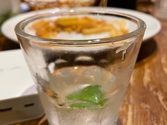 -Mx.cocktail bar