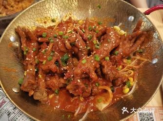 好久没吃韩式拌饭，来了个金石陈朝鲜拌饭，石锅滋滋声