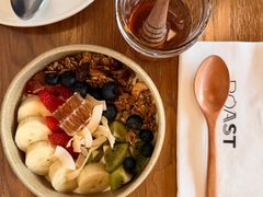 -ROAST coffee & eatery