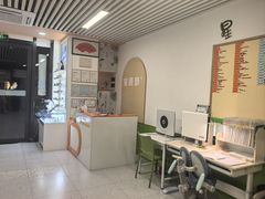 -星视野儿童近视弱视视力训练中心(富荟店)