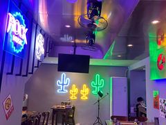 -夜火烤摊·东北烧烤酒场·老杨小黄鱼