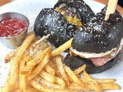 -HELLO 27 意面·沙拉·帕尼尼