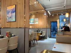 大堂-围炉肉舍•炭烤活鳗•丹东海鲜烤肉(步行街店)