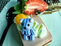 -亚洲国际大酒店·云顶阁旋转自助餐厅