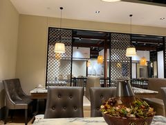 大堂-渝胖子老城区炭火蛙锅(临城店)