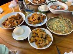 -芦茨金富饭庄·25年老字号·专做稻草鸡