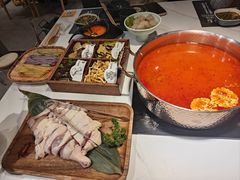 -椰子湾·海南火锅·糟粕醋·椰子鸡(正大广场店)